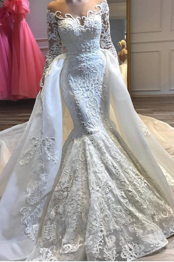 Atemberaubendes Rundhals-Abschlussballkleid mit abnehmbarer Schleppe