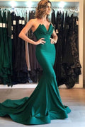 Robe de bal satinée somptueuse vert foncé longue et sirène avec encolure en V