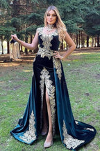 Stunning Velvet Evening Gown Sleeveless Gold Appliques Formal Dress with Detachable Train Side Slit
