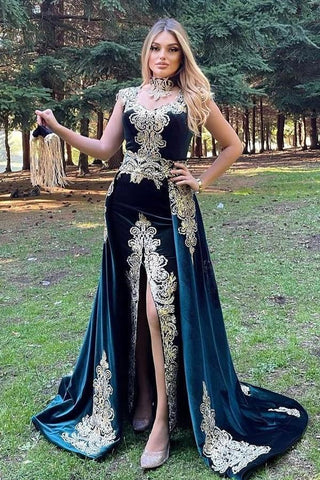Atemberaubendes Abendkleid aus Samt, ärmellos, mit goldenen Applikationen, formelles Kleid mit abnehmbarer Schleppe und Seitenschlitz