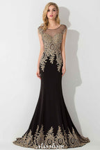 Stilvolles Maxi-Abendkleid mit Flügelärmeln und goldenen Applikationen im Meerjungfrauenstil, ärmelloses Partykleid