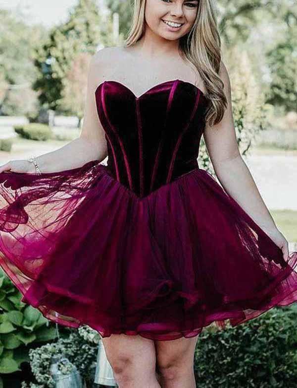 Vestido de Fiesta Corto Estiloso en Línea A con Corazón, Lazos y Tul