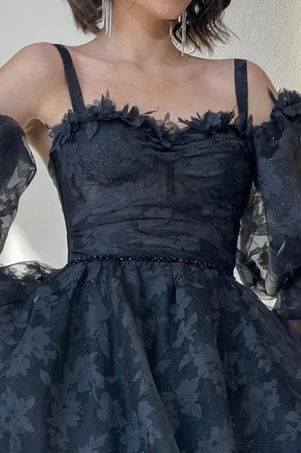 Vestidos de Baile Cortos y Elegantes en Encaje Negro con Lentejuelas