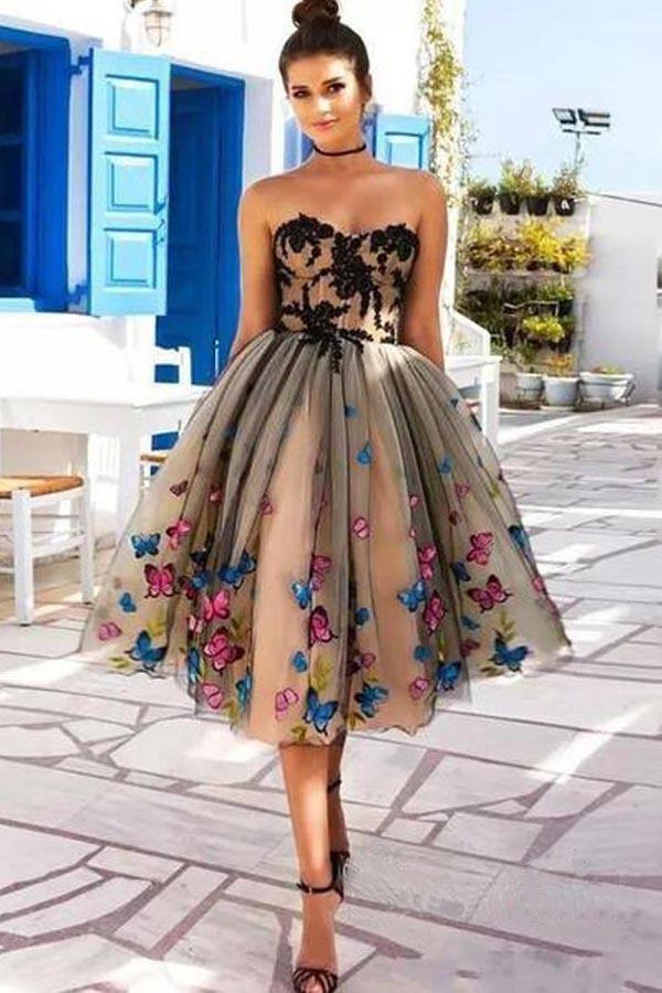 Vestidos de Baile de Finalistas Curtos Decote Coração Linha A Borboletas PD409