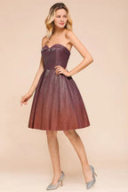 Sweetheart Ärmellos Mini-Homecoming-Kleid Knallig Seide Kniebundlanges Promkleid
