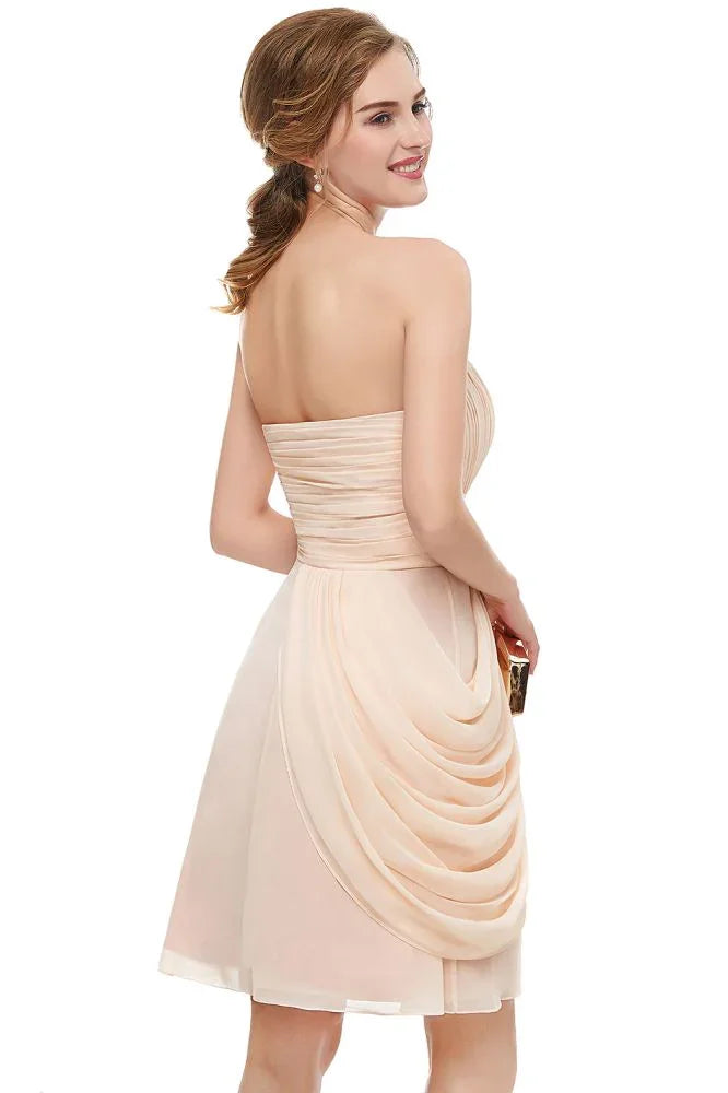 Sweetheart Trägerlos Rüschen Chiffon A-Line Kurz Homecoming-Kleid