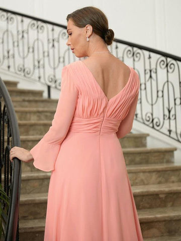Kleider für die Brautmutter A-Linie Prinzessin Chiffon Gerüscht V-Ausschnitt Lange Ärmel Sweep Brush Train