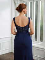 Etui-/Säulen-Kleid aus Stretch-Krepp mit Rüschen, V-Ausschnitt, ärmellos, bodenlang