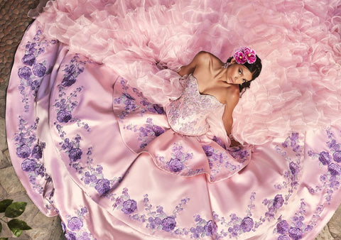 Zweiteiliges Quinceanera-Kleid mit Stufen und Blumenmuster von Ragazza M47-147
