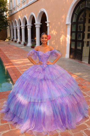 Gestuftes, schulterfreies Quinceanera-Kleid mit Rüschen von Amarra 54312