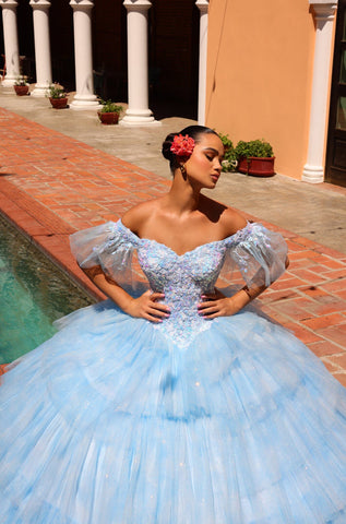 Gestuftes, schulterfreies Quinceanera-Kleid mit Rüschen von Amarra 54312