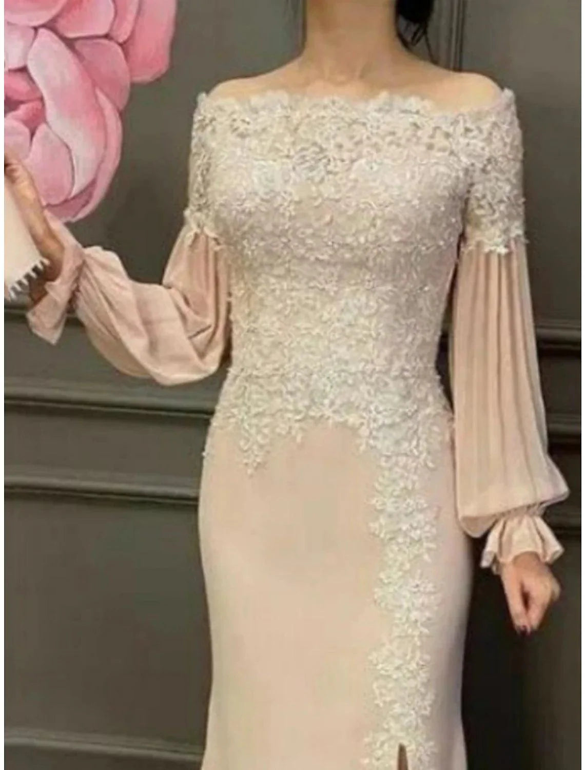 Vestido de festa para mãe da noiva, elegante, ombro descoberto, comprimento até ao chão, chiffon, renda, manga comprida, com racha frontal