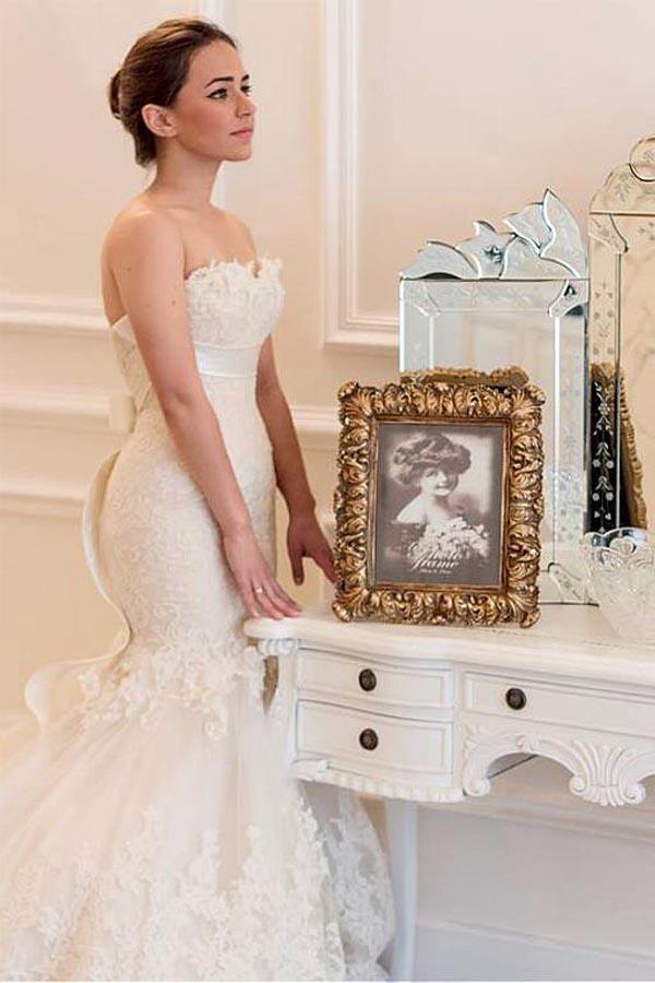 Tüll Meerjungfrauen-Brautkleid mit Spitzenapplikationen
