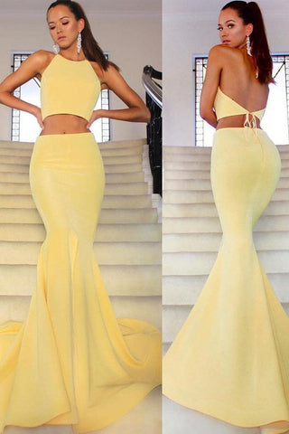 Vestido de festa comprido em cetim rosa com racha e gola alta, duas peças, PG892