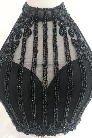 Zweiteiliges, hochgeschlossenes, kurzes rotes Satin-Heimkehrkleid mit Perlenbesatz PD164