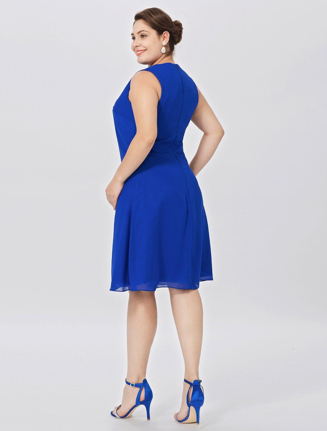 Vestido de mãe da noiva com bainha/coluna, clássico e intemporal, elegante e luxuoso, tamanho grande, decote em joia, comprimento até ao joelho, chiffon, manga curta com cristais, em camadas