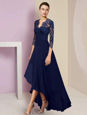 Elegantes Kleid für formelle Hochzeitsgäste, hoher und niedriger V-Ausschnitt, asymmetrische knielange Chiffonspitze, 3/4-Ärmel mit gerüschtem Kleid für die Mutter der Braut