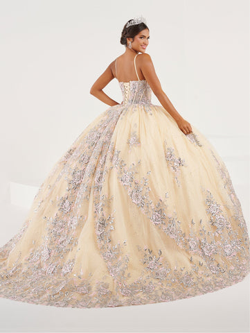 Quinceanera-Kleid mit V-Ausschnitt und Cape-Ärmeln von Fiesta Gowns 56491
