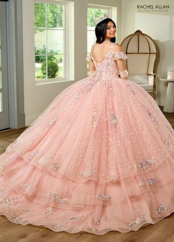 Quinceanera-Kleid mit V-Ausschnitt und Rüschen von Rachel Allan RQ1136