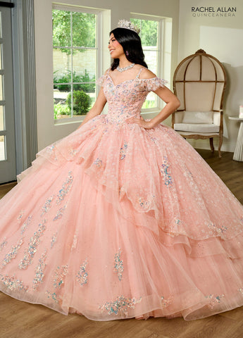 Quinceanera-Kleid mit V-Ausschnitt und Rüschen von Rachel Allan RQ1136