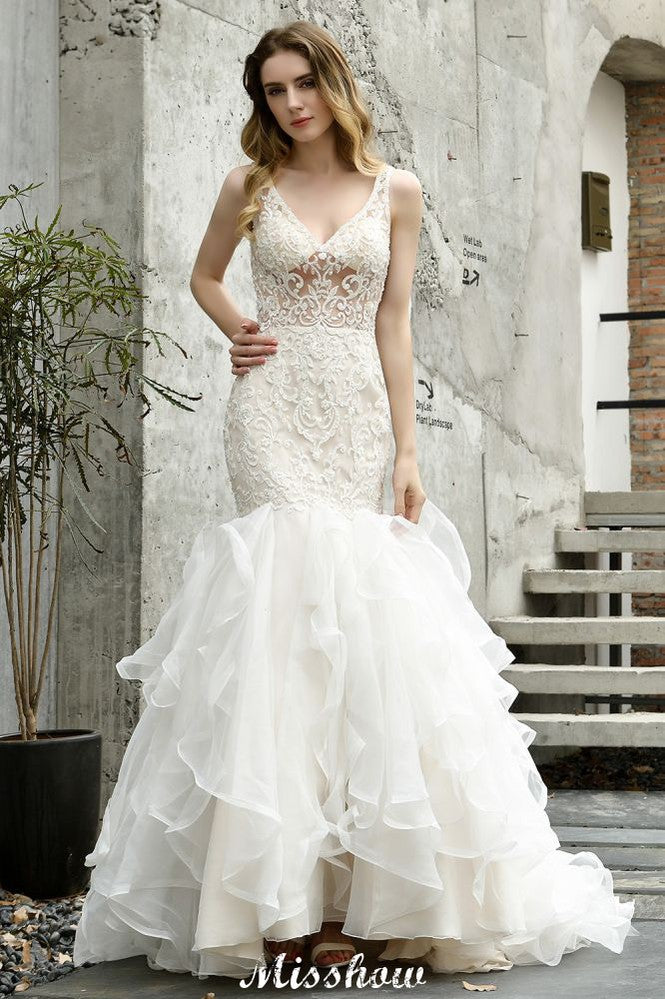 Trägerloses V-Ausschnitt Brautkleid mit Blumen-Spitze, Meerjungfrau-Silhouette, Tüllrock und schmaler Passform für den Garten
