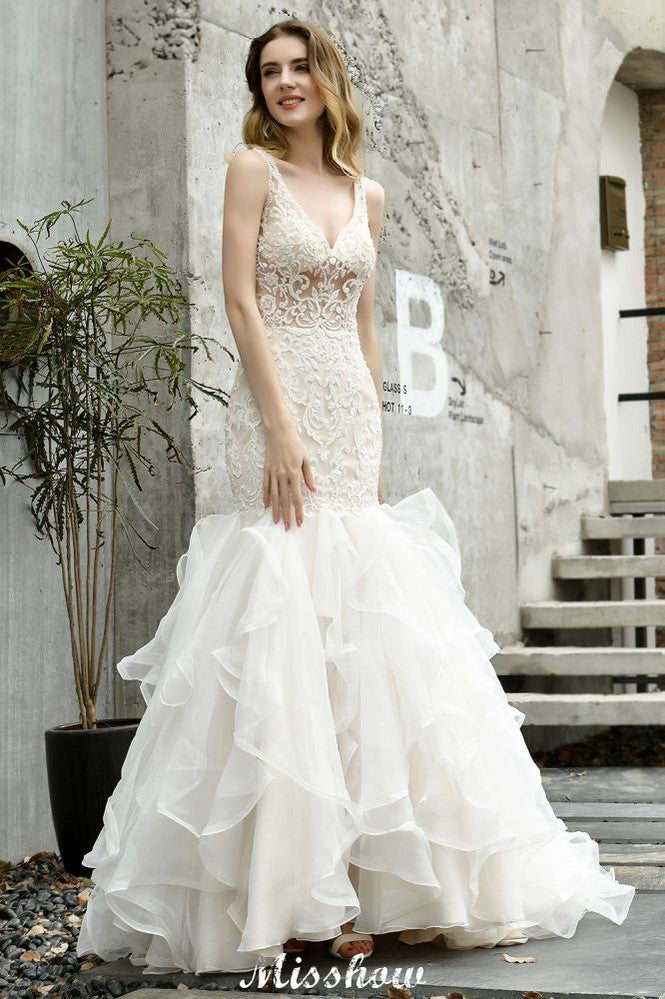 Trägerloses V-Ausschnitt Brautkleid mit Blumen-Spitze, Meerjungfrau-Silhouette, Tüllrock und schmaler Passform für den Garten