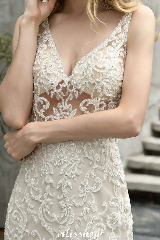 Trägerloses V-Ausschnitt Brautkleid mit Blumen-Spitze, Meerjungfrau-Silhouette, Tüllrock und schmaler Passform für den Garten