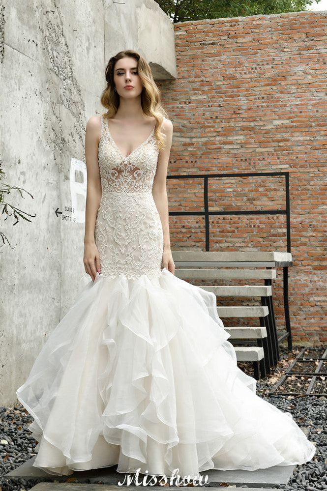 Trägerloses V-Ausschnitt Brautkleid mit Blumen-Spitze, Meerjungfrau-Silhouette, Tüllrock und schmaler Passform für den Garten