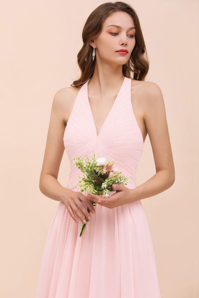 Vestido de dama de honor comprido sem mangas com decote em V e chiffon rosa para casamento na praia