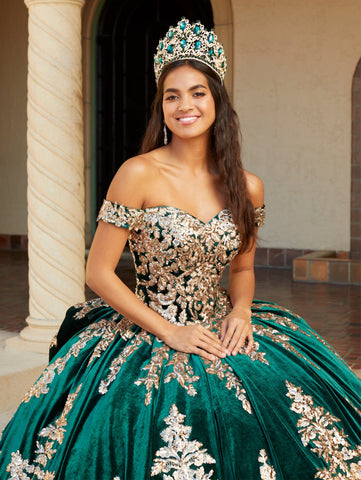 Schulterfreies Quinceanera-Kleid aus Samt von House of Wu 26065