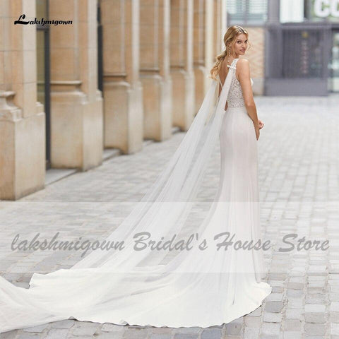 NumberSea Vintage Satin Brautkleid mit Flügeln Boho Style V-Ausschnitt