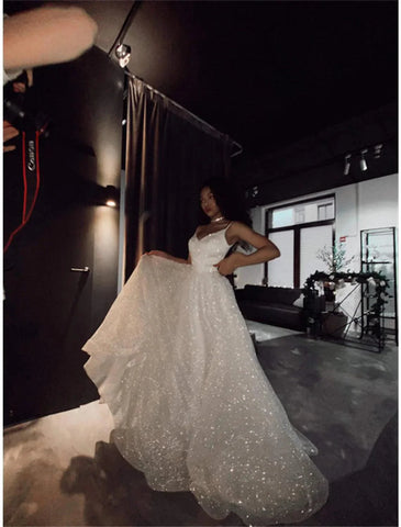 Vestidos de noiva casuais Hall Sparkle &amp; Shine, corte A, camisola, decote em V, alças finas, cauda longa, lantejoulas, cor sólida, festa de casamento, verão, outono