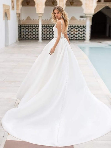 NumberSea Brautkleid mit Spitzenapplikationen und Satin-Brautkleid