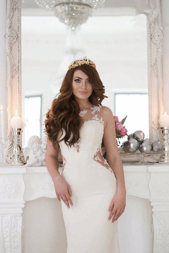 Robe de mariée sirène longue en dentelle blanche transparente avec traîne balayée, MW185