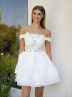 Abito da Ballo Spalla Scoperta a Linea A con Pizzo e Appliqué in Organza