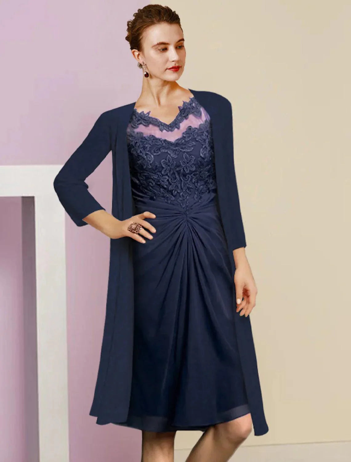 Vestido de mãe da noiva de duas peças, bainha/coluna, formal, para convidada de casamento, vintage, elegante, decote em V, comprimento até ao joelho, chiffon, renda, meia manga, vestidos com aplicações