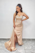 Long Sweetheart Mermaid V-Neck Sleeveless Satin Evening Dresses