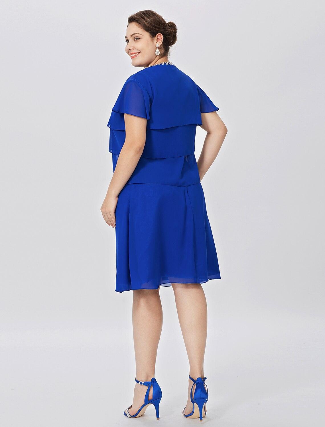 Vestido de mãe da noiva com bainha/coluna, clássico e intemporal, elegante e luxuoso, tamanho grande, decote em joia, comprimento até ao joelho, chiffon, manga curta com cristais, em camadas