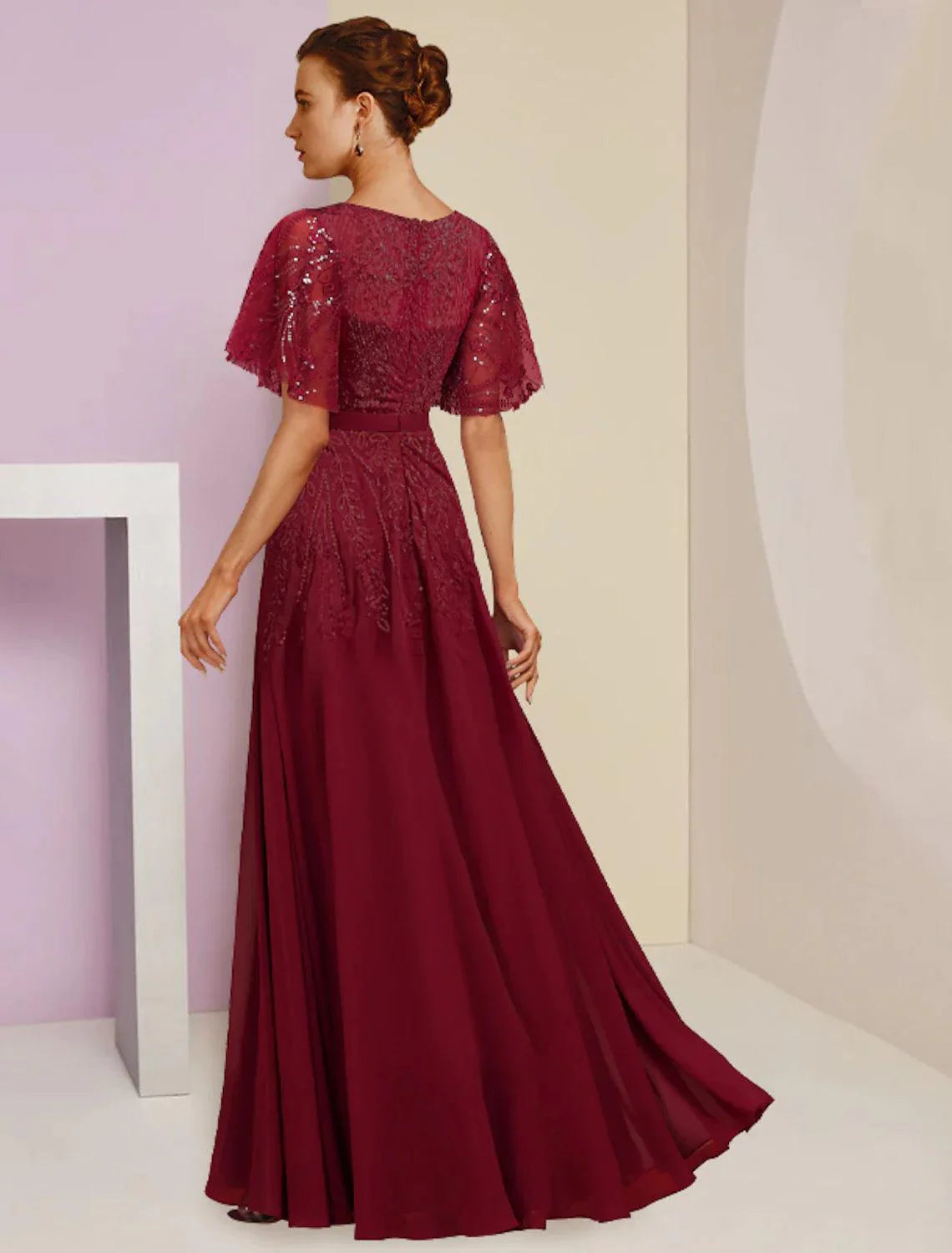 Vestido tubinho/coluna para mãe da noiva, convidada de casamento, elegante, com brilho e decote em V, comprimento até ao chão, chiffon, renda, lantejoulas, manga curta com pregas, frente aberta