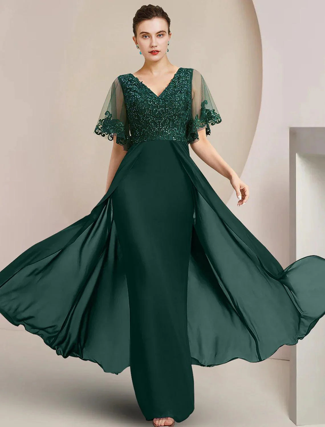 Vestido de mãe da noiva com bainha/coluna, para convidada de casamento formal, elegante, decote em V, comprimento até ao chão, chiffon, renda, tule, manga curta com aplicações de lantejoulas
