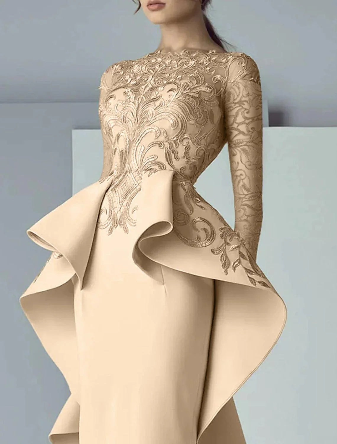 Vestido tubinho/coluna para mãe da noiva, festa formal para convidados de casamento, elegante, decote redondo, comprimento até ao chão, tecido elástico de renda, manga comprida com folhos e aplicações