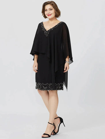 Etuikleid/Säulenkleid für die Mutter der Braut, formell, klassisch und zeitlos, elegant und luxuriös, Übergröße, V-Ausschnitt, knielang, Chiffon, ärmellos, nein, mit Kristallen und Perlen