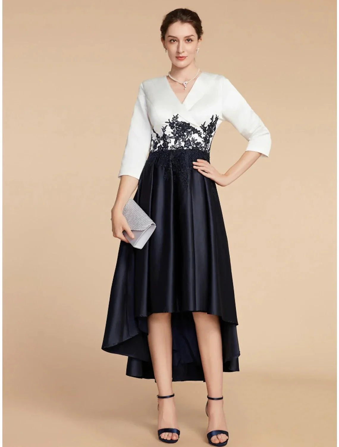 Vestido de mãe da noiva em linha A da Numbersea, elegante, pequeno, decote em V, assimétrico, cetim, renda, meia manga com franzido